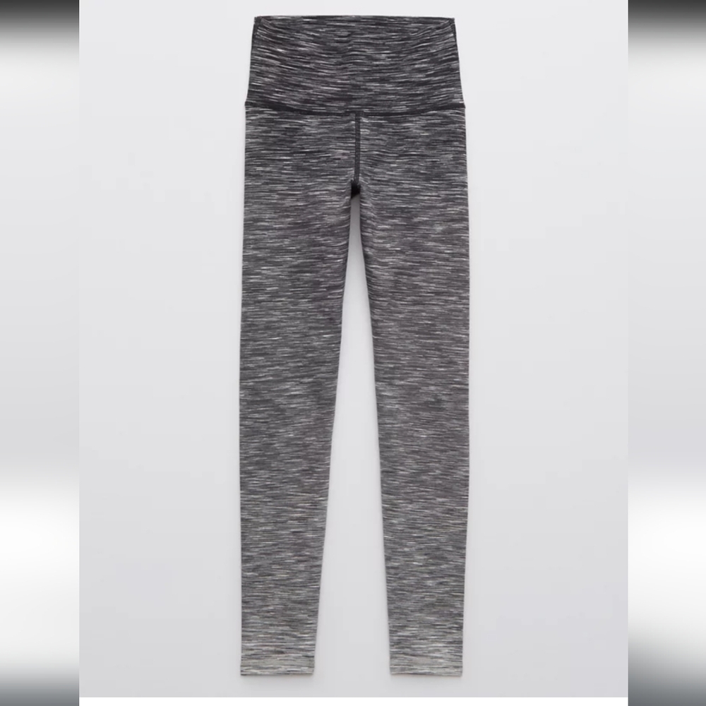 Offline by Aerie The hugger hi-rise Ombre black white Leggings Activewear Size M
